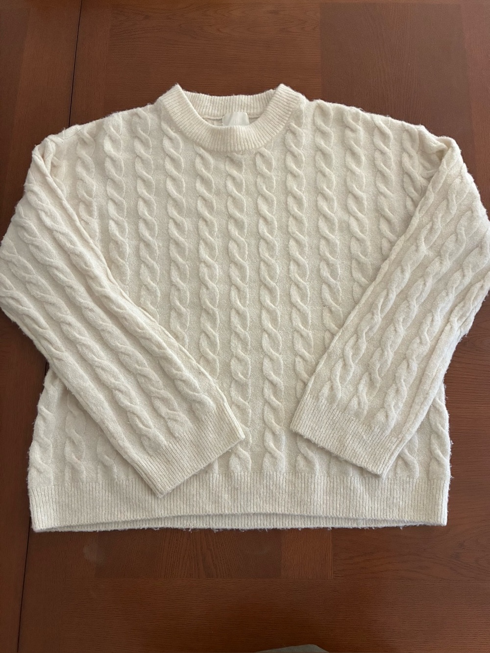 H &M S oversized Classic Cable Knit Crewneck Sweater - Ivory
